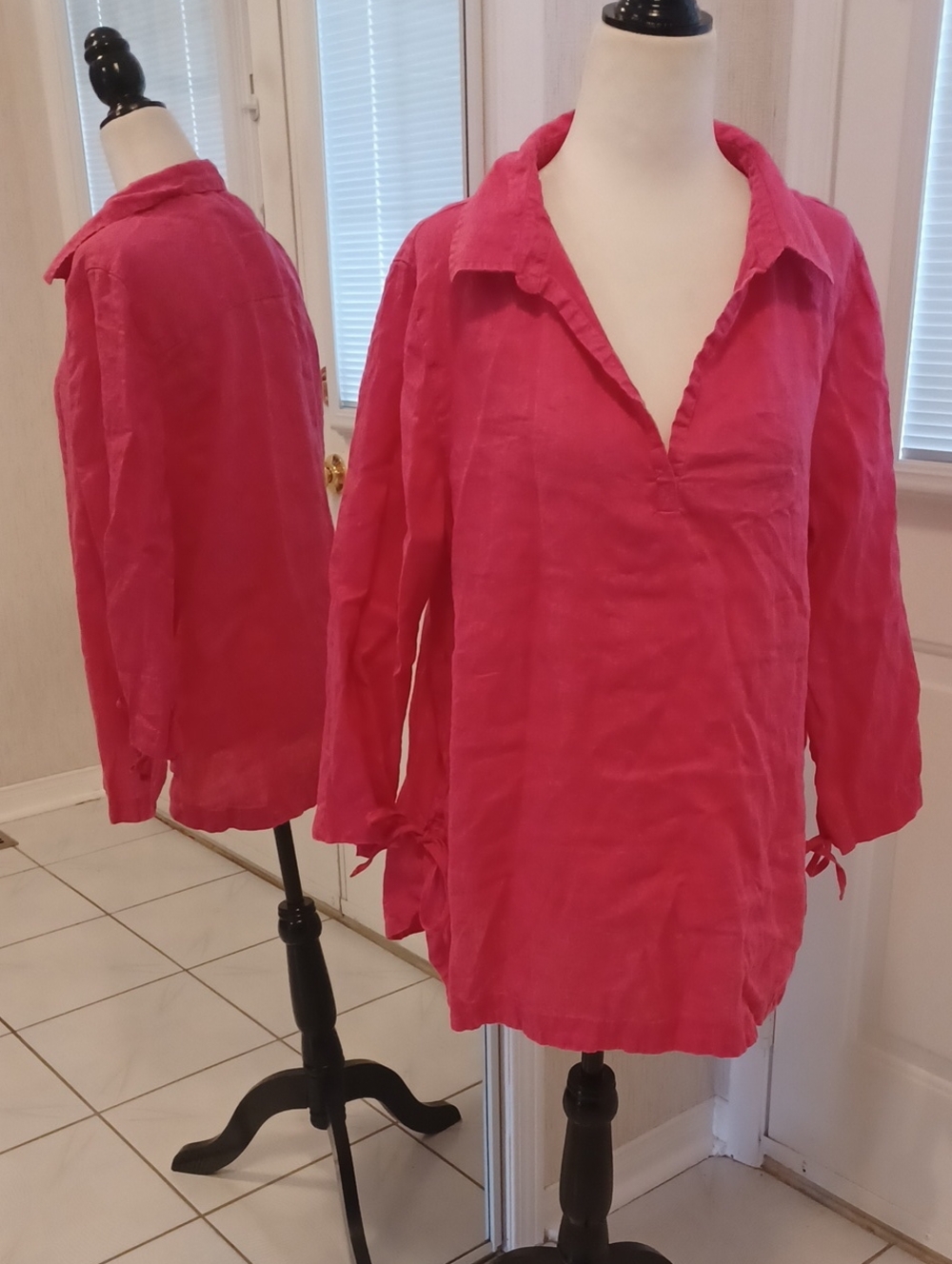 4/$40 Pink Linen V-Neck Top - Size Large
